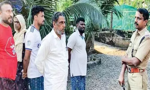 മൂച്ചിക്കലിൽ വീട്ടിൽ മോഷണം; മൂന്നുപവൻ കവർന്നു