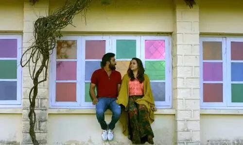 Sharafudheen And Bhavana Starring Movie Ntikkakkakkoru Premandaarnnu Koodey Nin Koodey  Song Out