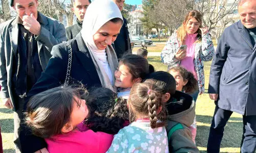 ആശ്വാസവുമായി മന്ത്രി മായ് അൽ ബാഗ്ലി തുർക്കിയയിൽ