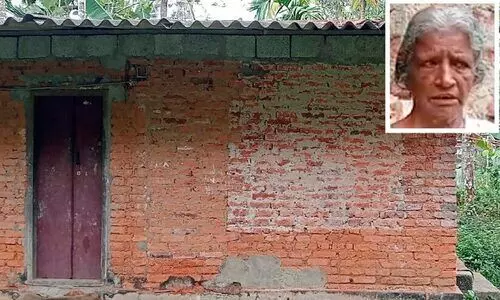 കൂട്ടിന് രോഗങ്ങളും ദുരിതങ്ങളും മാത്രം; കനിവുതേടി വൃദ്ധമാതാവും മകനും