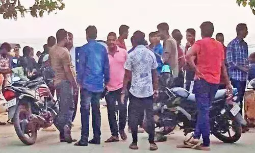 മുഴപ്പിലങ്ങാട് ബീച്ചിൽ സന്ദർശകർക്ക് തെരുവുനായ് ആക്രമണം