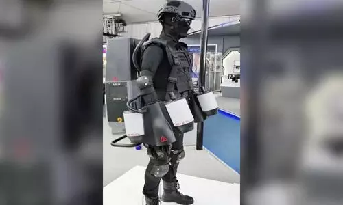 ‘ജെറ്റ്പാക്ക് സ്യൂട്ടി’ൽ പറക്കാൻ ഇന്ത്യൻ ആർമി; വികസിപ്പിച്ചത് ഒരു സ്റ്റാർട്ടപ്പ്