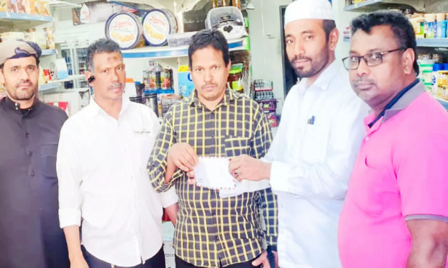 ഹു​റൂ​ബാ​യി അ​ഞ്ച് വ​ർ​ഷം നാ​ട്ടി​ൽ പോ​കാ​തി​രു​ന്ന മ​ല​യാ​ളി നാ​ട​ണ​ഞ്ഞു