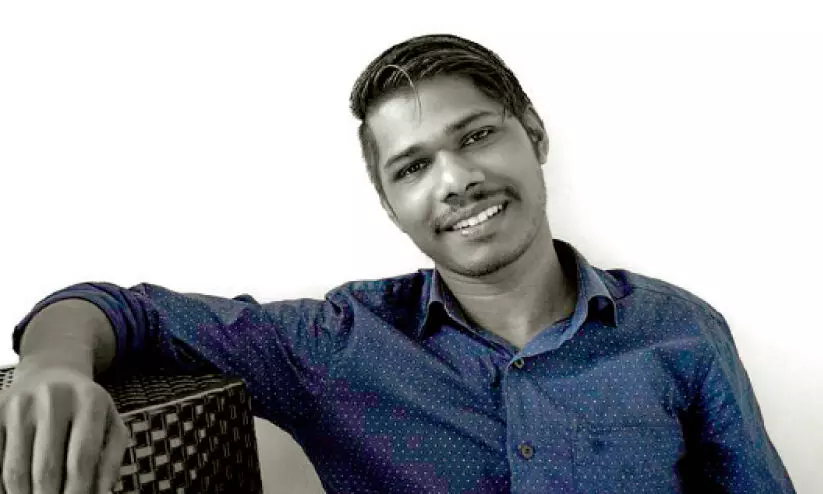 ബിനേഷ് ബാലൻ ബിനേഷ് ബാലൻ