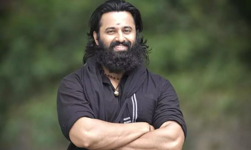 Unni Mukundan High Court avoid appearing person harassment complaint case