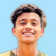 പ്ല​സ്‌​ടു വി​ദ്യാ​ർ​ഥി കെ​ട്ടി​ട​ത്തി​ൽ നി​ന്ന് വീ​ണു​മ​രി​ച്ച നി​ല​യി​ൽ