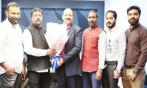 മെ​ട്രോ മെ​ഡി​ക്ക​ല്‍ ഗ്രൂ​പ് സ്വീകരണം നൽകി