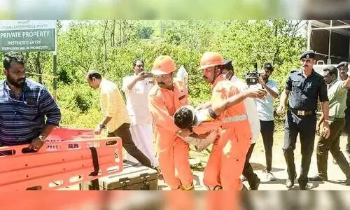 മഞ്ചുമലയിൽ ‘മണ്ണിടിച്ചിൽ ദുരന്തം’; പ്രതിരോധം ഉറപ്പാക്കി മോക്ഡ്രിൽ