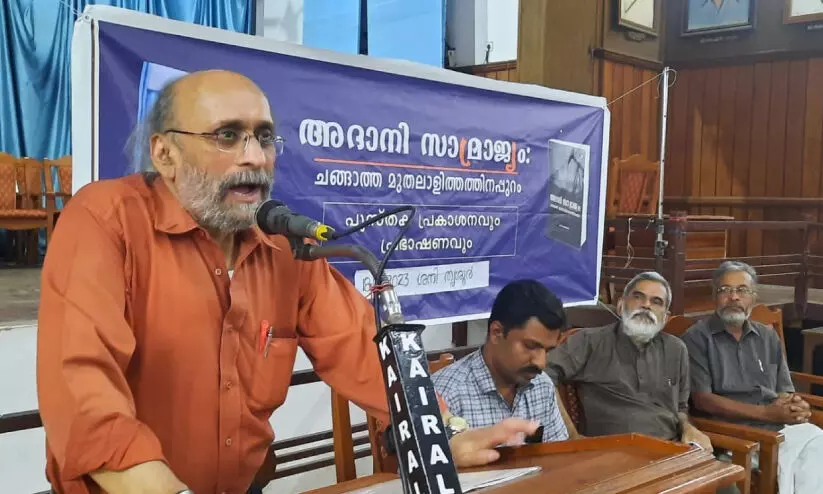 സത്യങ്ങൾ ഇനിയും വിളിച്ചുപറയും -പരഞ്ജോയ് ഗുഹ താകുർത്ത