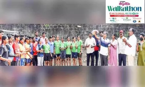 ലഹരിക്കെതിരെ ഒരു മാച്ച്; കൈയടിച്ച് കൊച്ചി