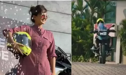Manju Warrier Thanked  Actor Ajith, Her  Bike Riding Pic Went Viral