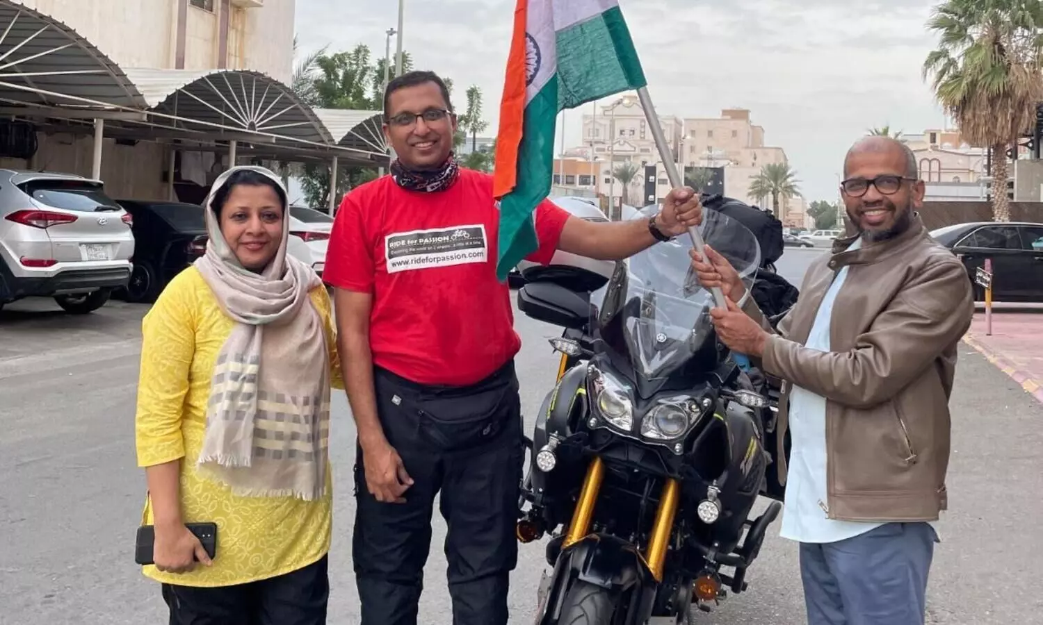 ജിദ്ദയിൽനിന്ന്​ ബൈക്കിൽ ഒരു അറേബ്യൻ സവാരി