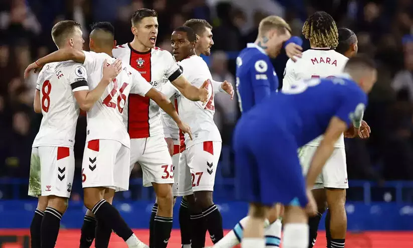 ചെൽസിക്ക് തോൽവി; സിറ്റിയെ പിടിച്ചുകെട്ടി നോട്ടിങ്ഹാം ചെൽസിക്ക് തോൽവി; സിറ്റിയെ പിടിച്ചുകെട്ടി നോട്ടിങ്ഹാം