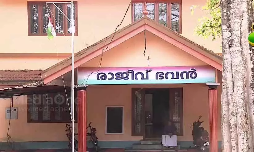 പത്തനംതിട്ട കോൺഗ്രസിൽ തമ്മിൽത്തല്ല് തുടരുന്നു