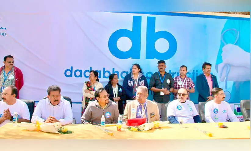 തൊ​ഴി​ലാ​ളികൾക്ക് മെ​ഡി​ക്ക​ൽ ക്യാ​മ്പ്