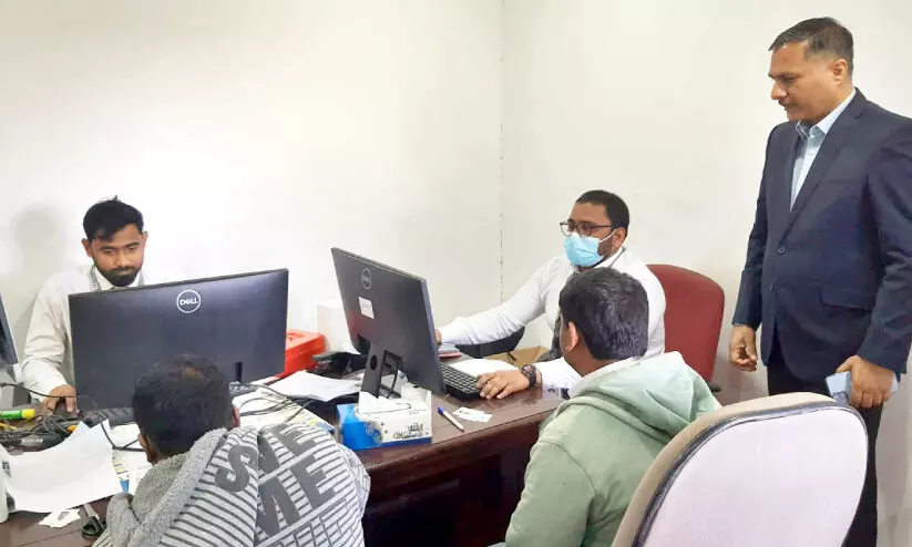 എം​ബ​സി ‘കോ​ൺ​സു​ലാ​ർ ക്യാ​മ്പ്’​: നി​ര​വ​ധി പേ​ർ ഉ​പ​യോ​ഗ​പ്പെ​ടു​ത്തി