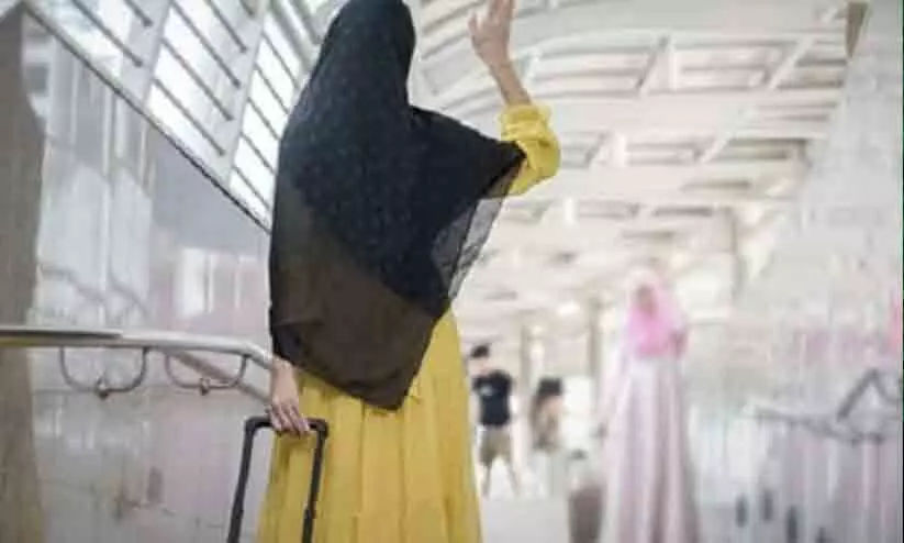 അവധി കഴിഞ്ഞെത്തുന്ന വീട്ടുജോലിക്കാരെ തൊഴിലുടമകൾ നേരിട്ട് സ്വീകരിക്കണം