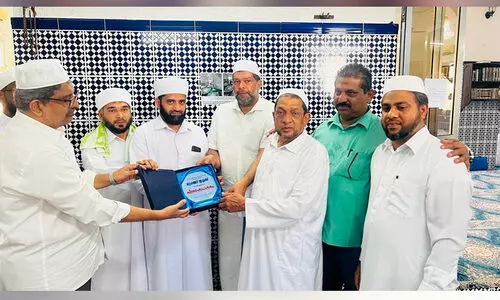 മു​ഹ​മ്മ​ദ് ഹാ​ജി​ക്ക് യാ​ത്ര​യ​യ​പ്പ്