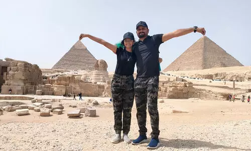 പിരമിഡുകളുടെ നാട്ടിൽ പിരമിഡുകളുടെ നാട്ടിൽ