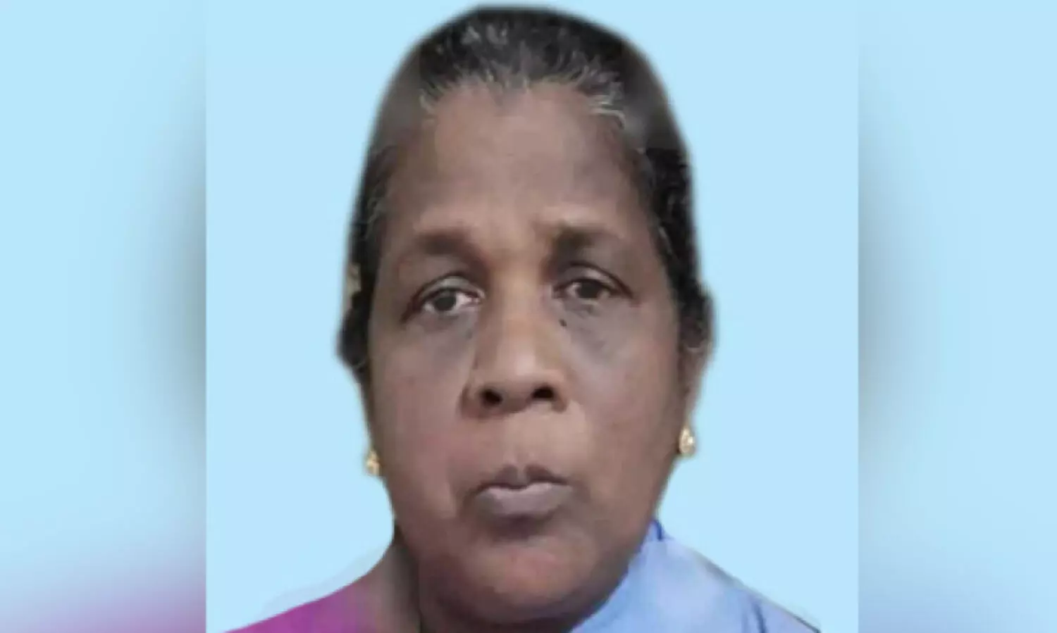 അടൂരിൽ വീട് കയറി ആക്രമണത്തിൽ തലക്ക് വെട്ടേറ്റ വീട്ടമ്മ മരിച്ചു