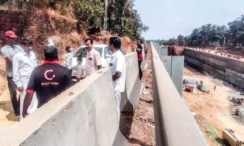 ആറുവരിപാത നിര്‍മാണം പുരോഗമിക്കുന്നതിനിടെ വിള്ളല്‍; നാട്ടുകാർ ഭീതിയിൽ