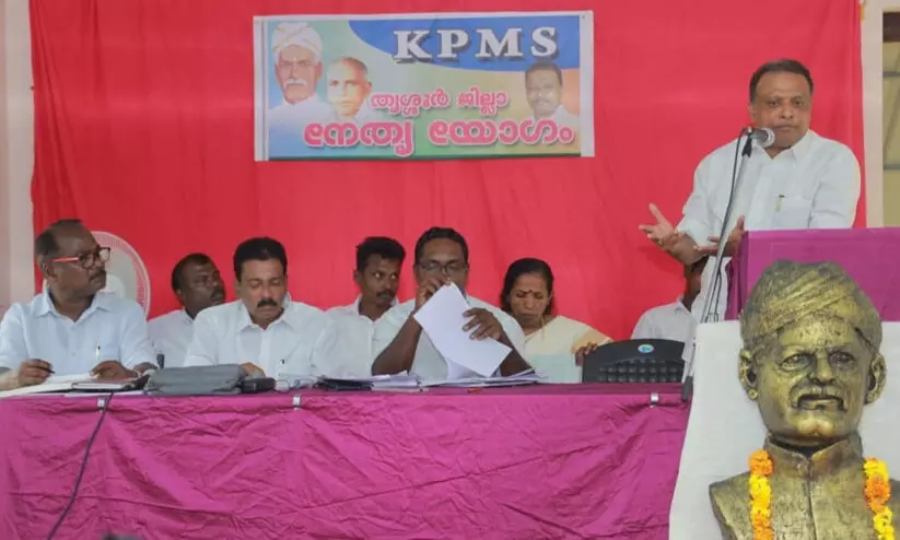 നിർധനന്റെ നിലവിളി ഉയരുന്ന ധർമ്മാശുപത്രികൾ സർക്കാർ കാണാതെ പോകരുതെന്ന് പുന്നല ശ്രീകുമാർ നിർധനന്റെ നിലവിളി ഉയരുന്ന ധർമ്മാശുപത്രികൾ സർക്കാർ കാണാതെ പോകരുതെന്ന് പുന്നല ശ്രീകുമാർ