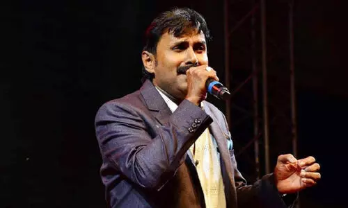 ഇശൽ തേൻകണവുമായി കണ്ണൂർ ശരീഫ്