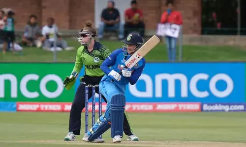 അടിച്ചുതകർത്ത് മന്ഥാന; ഇന്ത്യ 155