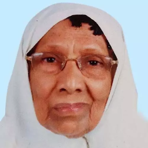 സു​ഹ്റാ ബീ​വി