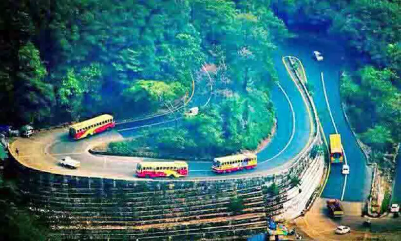 ചുരത്തിലെ ഗതാഗതക്കുരുക്ക്; തകരാറിലാവുന്ന വാഹനങ്ങൾ നീക്കാൻ ക്രെയിൻ വരുന്നു ചുരത്തിലെ ഗതാഗതക്കുരുക്ക്; തകരാറിലാവുന്ന വാഹനങ്ങൾ നീക്കാൻ ക്രെയിൻ വരുന്നു