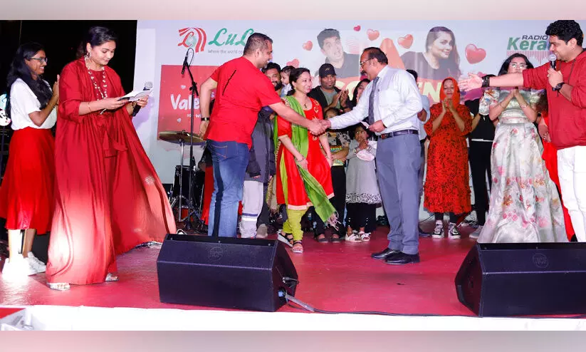 ഗോ​ൾ​ഡ​ൻ ക​പ്ൾ മ​ത്സ​രം