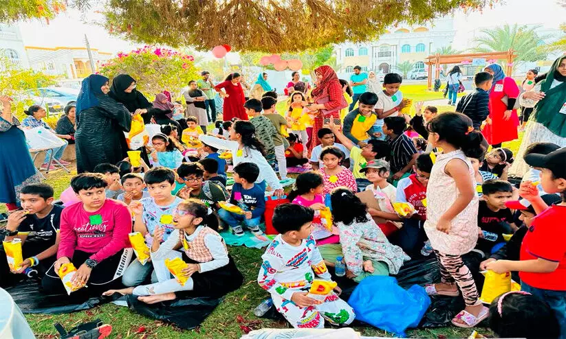 വർണങ്ങൾ വിതറി മഴവില്ല് ബാല ചിത്രരചന മത്സരം വർണങ്ങൾ വിതറി മഴവില്ല് ബാല ചിത്രരചന മത്സരം