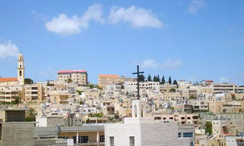 തീർത്ഥാടനത്തിന് പോയ ആറു മലയാളികൾ കൂടി ഇസ്രായേലിൽ മുങ്ങിയെന്ന് വൈദികൻ തീർത്ഥാടനത്തിന് പോയ ആറു മലയാളികൾ കൂടി ഇസ്രായേലിൽ മുങ്ങിയെന്ന് വൈദികൻ