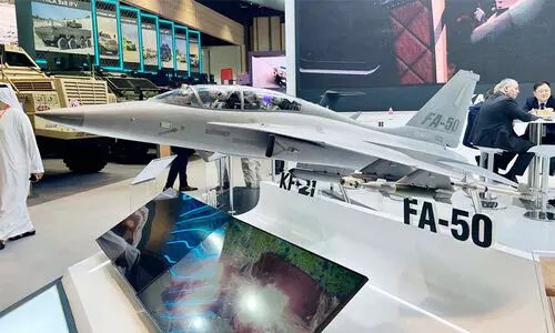 പ്ര​തി​രോ​ധ പ്ര​ദ​ര്‍ശ​നം