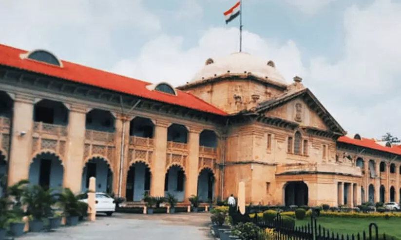 ഗൊരഖ്പൂർ കലാപം; മുഖ്യമന്ത്രി യോഗിക്കെതിരെ പരാതി നൽകിയതിന് ലക്ഷം രൂപ പിഴ ഗൊരഖ്പൂർ കലാപം; മുഖ്യമന്ത്രി യോഗിക്കെതിരെ പരാതി നൽകിയതിന് ലക്ഷം രൂപ പിഴ