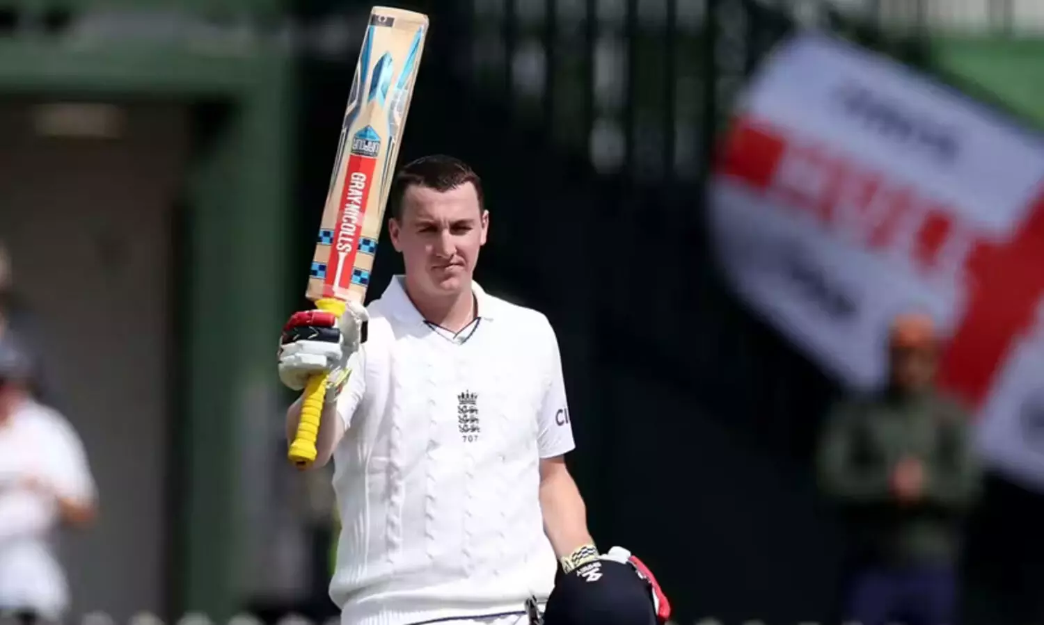 അതിശയ പ്രകടനവുമായി ഹാരി ബ്രൂക്ക്; വിനോദ് കാംബ്ലിയുടെ 30 വർഷം പഴക്കമുള്ള റെക്കോഡ് തകർത്തു