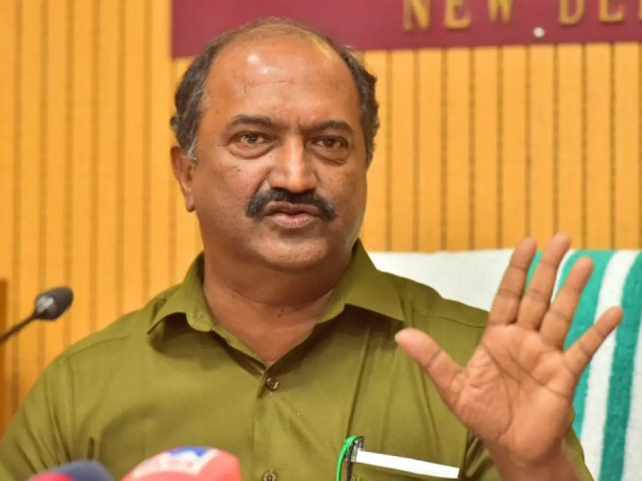 ധനമന്ത്രി കെ.എൻ. ബാലഗോപാൽ ധനമന്ത്രി കെ.എൻ. ബാലഗോപാൽ