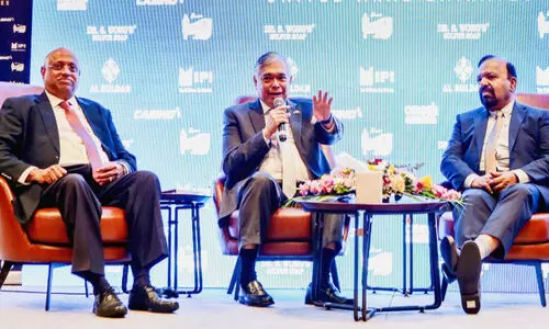 വേ​ദ​ന​സം​ഹാ​രി​യു​ടെ വ്യാ​ജ​ൻ വി​ല​സു​ന്നു​വെ​ന്ന്​ അ​ധി​കൃ​ത​ർ