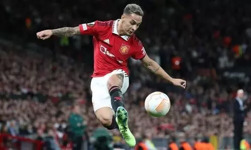 യൂറോപയിലും ബാഴ്സ പുറത്ത്; ‘ബ്രസീൽ കരുത്തിൽ’ കറ്റാലന്മാരെ കടന്ന് യുനൈറ്റഡ് ക്വാർട്ടറിൽ