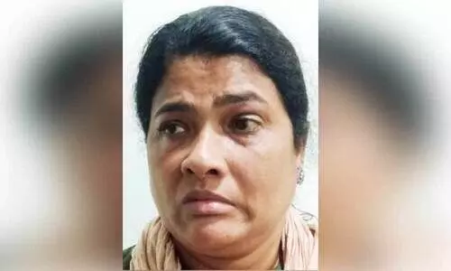 സ​ഹ​ക​ര​ണ ബാ​ങ്കി​ൽ മു​ക്കു​പ​ണ്ടം പ​ണ​യം​വെ​ക്കാ​ൻ ശ്ര​മം; സ്ത്രീ ​അ​റ​സ്റ്റി​ൽ