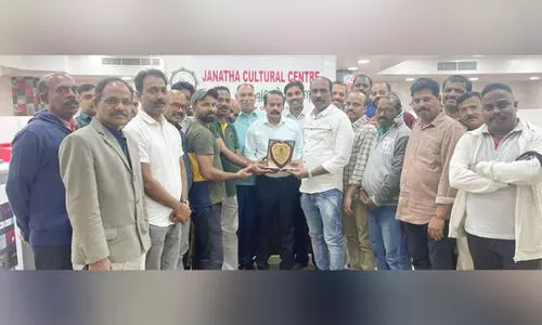 ഗോ​പാ​ല​ൻ പ​തേ​രി​ക്ക് യാ​ത്ര​യ​യ​പ്പ് ന​ൽ​കി