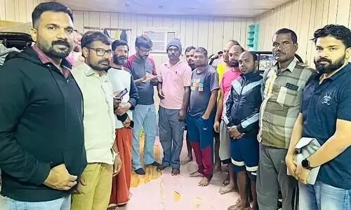 യാംബു അൽ നഖ്ലിലെ ഇന്ത്യൻ തൊഴിലാളികളുടെ പ്രശ്നത്തിന് പരിഹാരം യാംബു അൽ നഖ്ലിലെ ഇന്ത്യൻ തൊഴിലാളികളുടെ പ്രശ്നത്തിന് പരിഹാരം