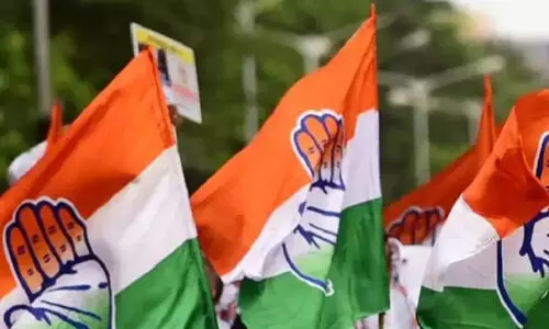 കർണാടകയിൽ അ​ധി​കാ​ര​ത്തി​ലെ​ത്തി​യാ​ൽ ബി.​പി.​എ​ല്ലുകാർ​ക്ക് 10​ കി​ലോ സൗ​ജ​ന്യ അ​രി -കോ​ൺ​ഗ്ര​സ്​