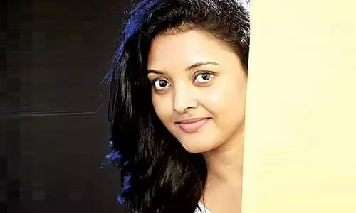 ഭീഷണിപ്പെടുത്തി അശ്ലീല വെബ് സീരീസിൽ അഭിനയിപ്പിച്ചെന്ന്; സംവിധായിക ലക്ഷ്മി ദീപ്ത അറസ്റ്റിൽ