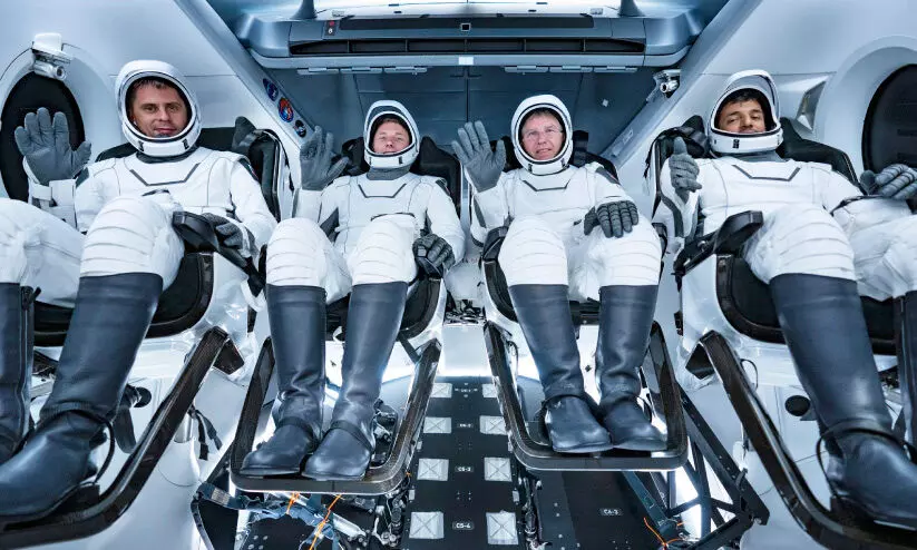 റിഹേഴ്​സൽ കഴിഞ്ഞു; പറക്കാനൊരുങ്ങി നിയാദി