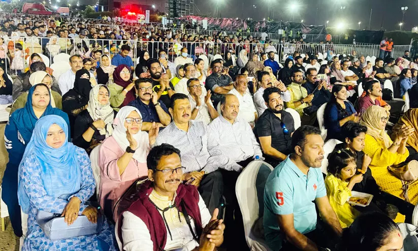 ഹാ​ർ​മോ​ണി​യ​സ് കേ​ര​ള: ഒ​ഴു​കി​യെ​ത്തി, ഹൃ​ദ​യം നി​റ​ച്ച്​​ ആ​സ്വാ​ദ​ക​ർ