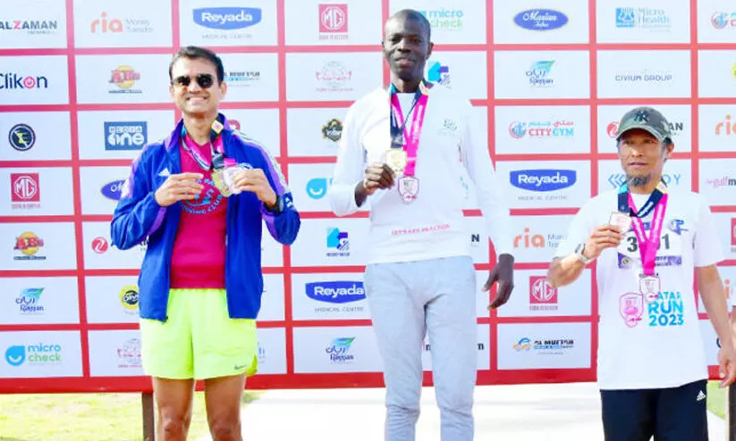 ഖത്തർ റൺ: ക്രി​സും സാ​ന്ദ്ര ഹാ​ലോ​യും താ​ര​ങ്ങ​ൾ