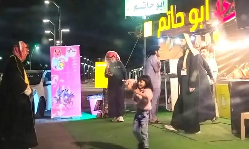 സൗദി സ്ഥാപക ദിനത്തിൽ സ്വദേശികൾക്കൊപ്പം നൃത്തച്ചുവടുകൾ വെച്ച് മലയാളി ബാലിക സൗദി സ്ഥാപക ദിനത്തിൽ സ്വദേശികൾക്കൊപ്പം നൃത്തച്ചുവടുകൾ വെച്ച് മലയാളി ബാലിക