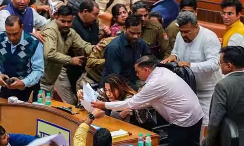 ഡൽഹി: സ്ഥിരം സമിതി തെര​ഞ്ഞെടുപ്പ്​ വീണ്ടും നടത്തുന്നത് തടഞ്ഞു