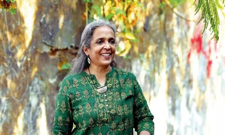 പാട്ട് നിരോധനങ്ങളെ തോൽപിക്കും, അതിരുകൾ മുറിച്ചുകടക്കും പാട്ട് നിരോധനങ്ങളെ തോൽപിക്കും, അതിരുകൾ മുറിച്ചുകടക്കും